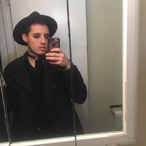 Meet your Posher, Isaac